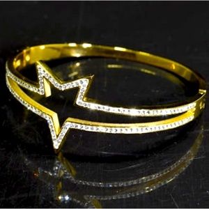 Cute Shooting Star 💫 bangle bracelet